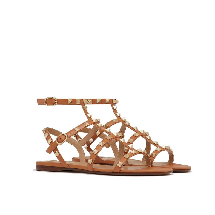 Sandales plates en cuir marron Valentino Garavani