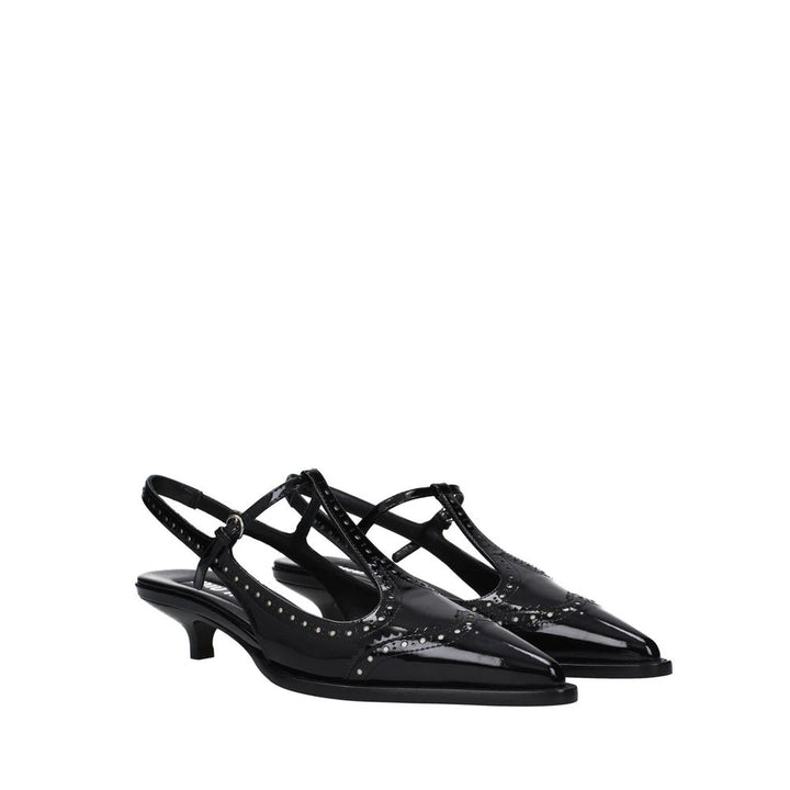 Escarpins Miu Miu en veau noir à talon mi-haut
