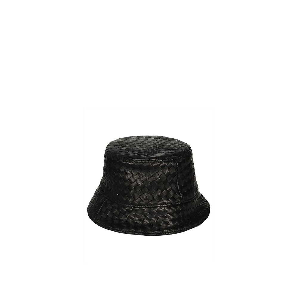 Gorro tipo pescador Bottega Veneta de piel de cordero negra