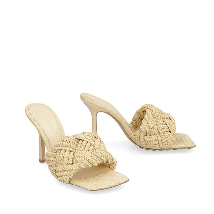 Mules de rafia beige Bottega Veneta