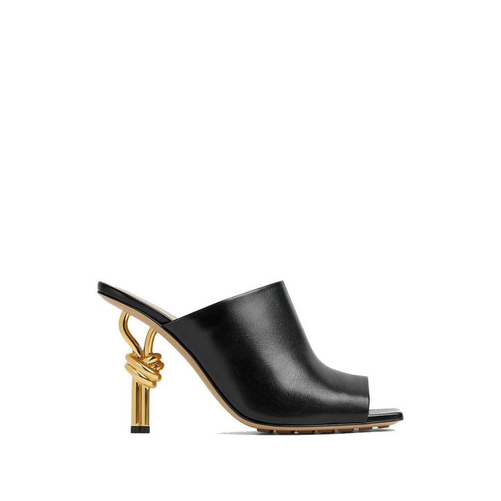 Mules Bottega Veneta de piel de cordero negra