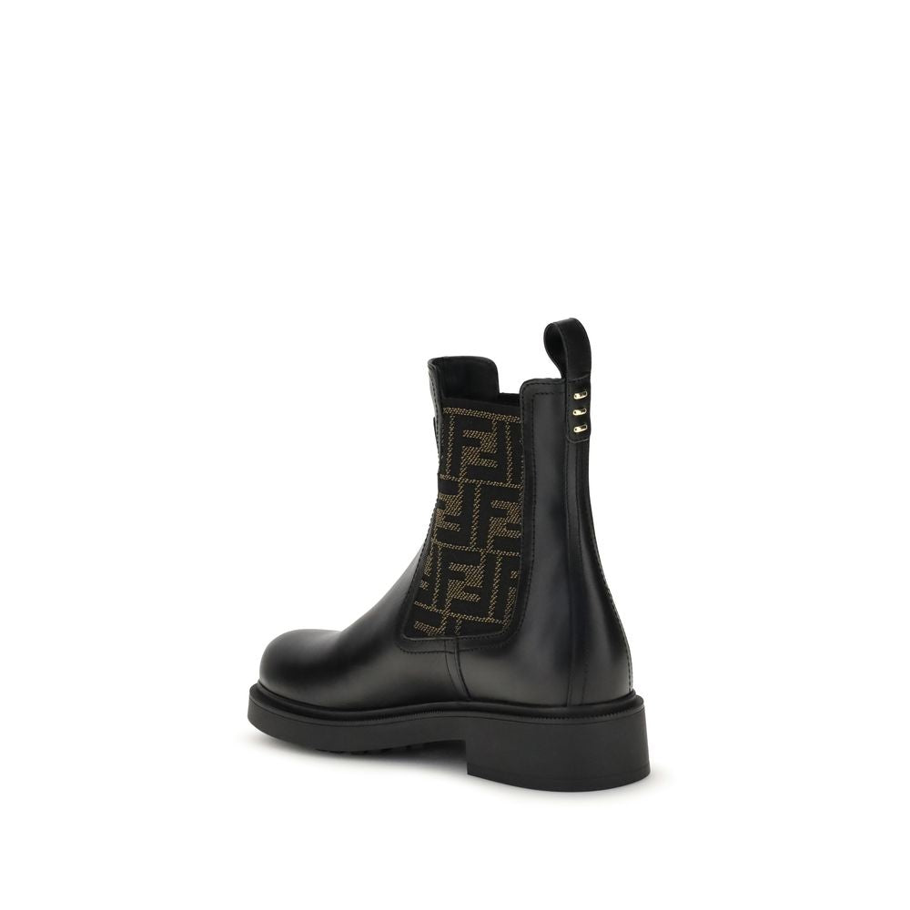 Bottes Fendi en cuir de veau noir Bos Taurus