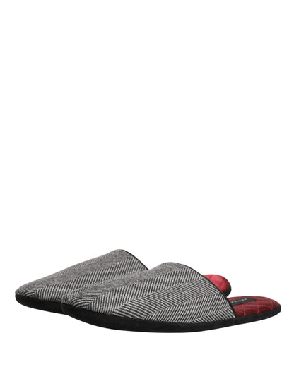 Zapatillas Dolce & Gabbana de cachemir gris con espiga y ribete rojo