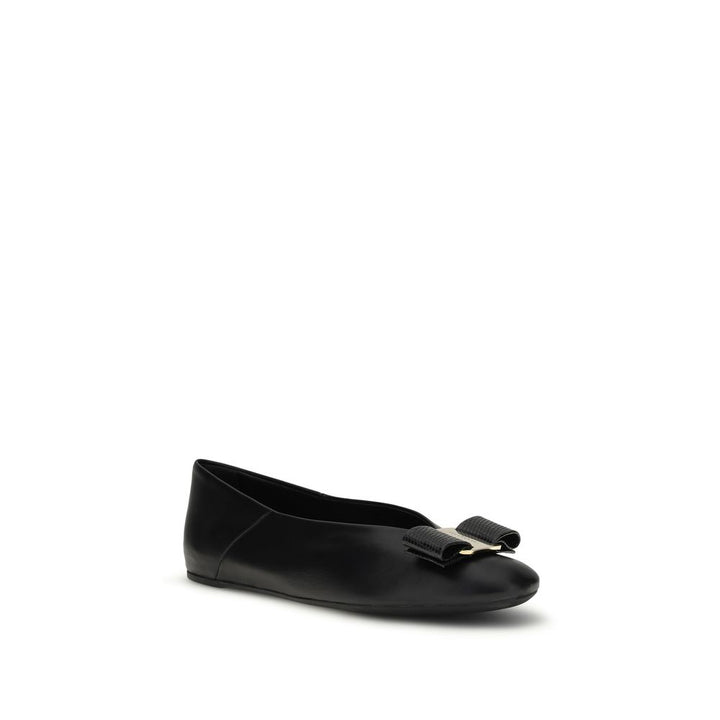 Bailarinas Ferragamo de piel de becerro negra Bos Taurus