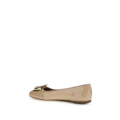Bailarinas Ferragamo de piel de becerro beige Bos Taurus