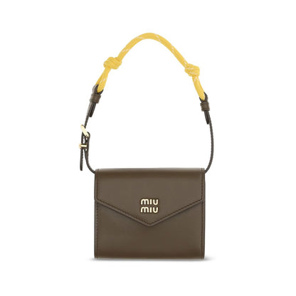 Portefeuille Miu Miu en cuir de veau marron Bos Taurus