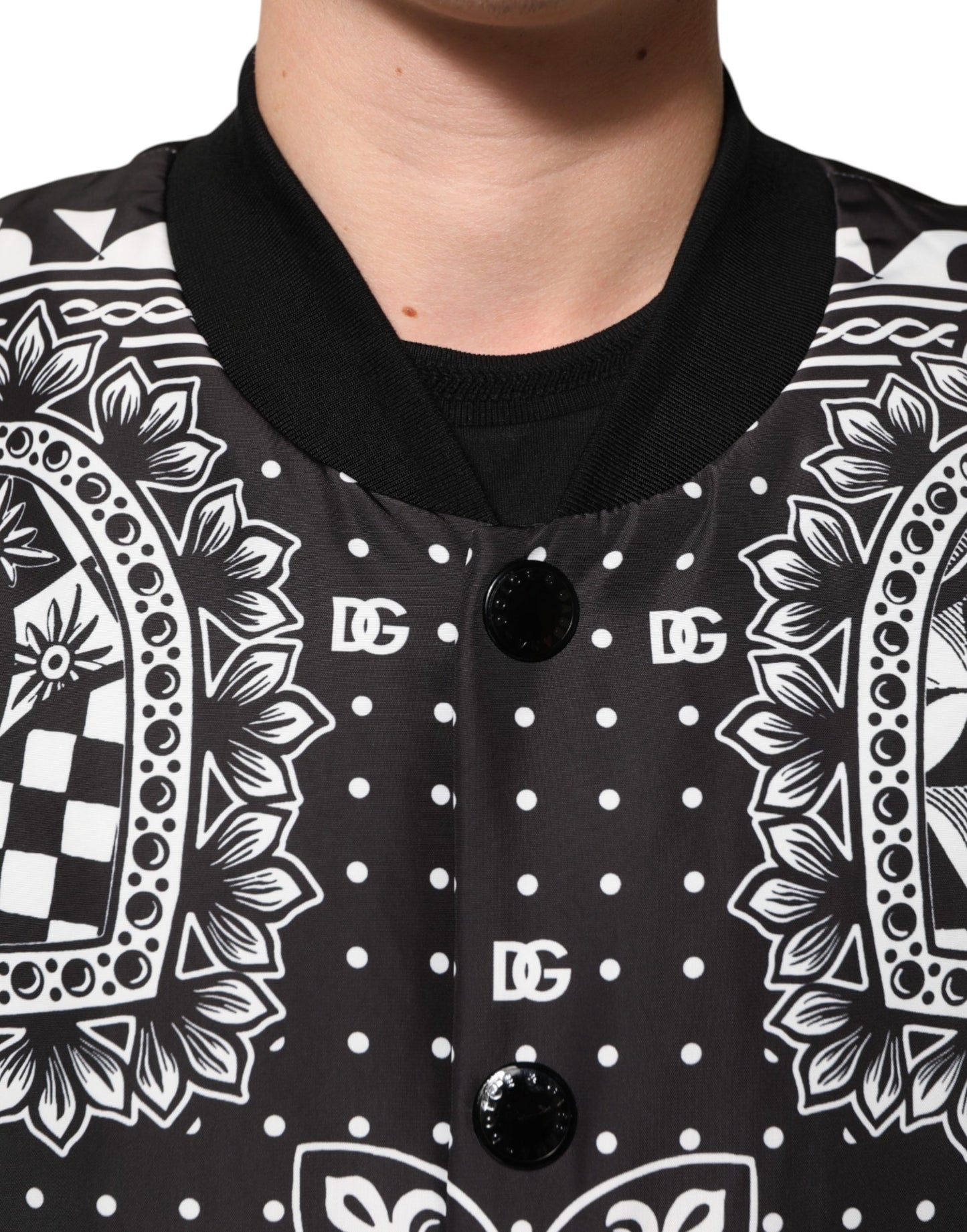 Chaqueta bomber Dolce & Gabbana para hombre, con estampado de pañuelo en blanco y negro