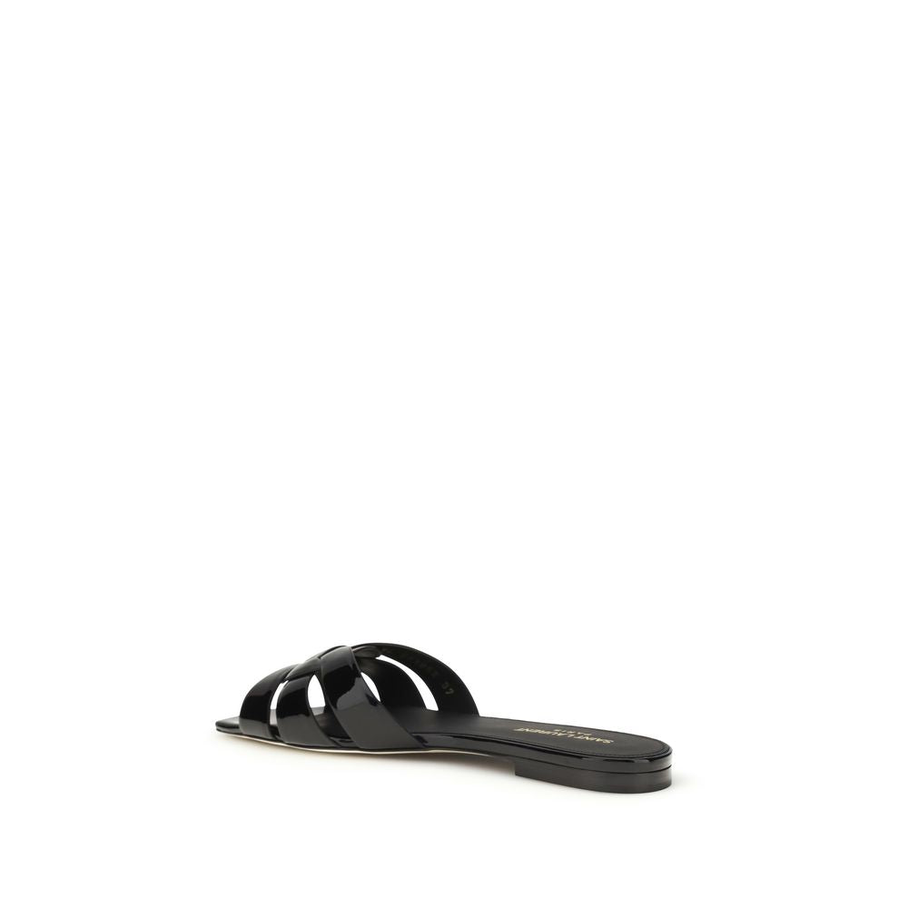 Sandalias planas Saint Laurent de piel de becerro negra Bos Taurus