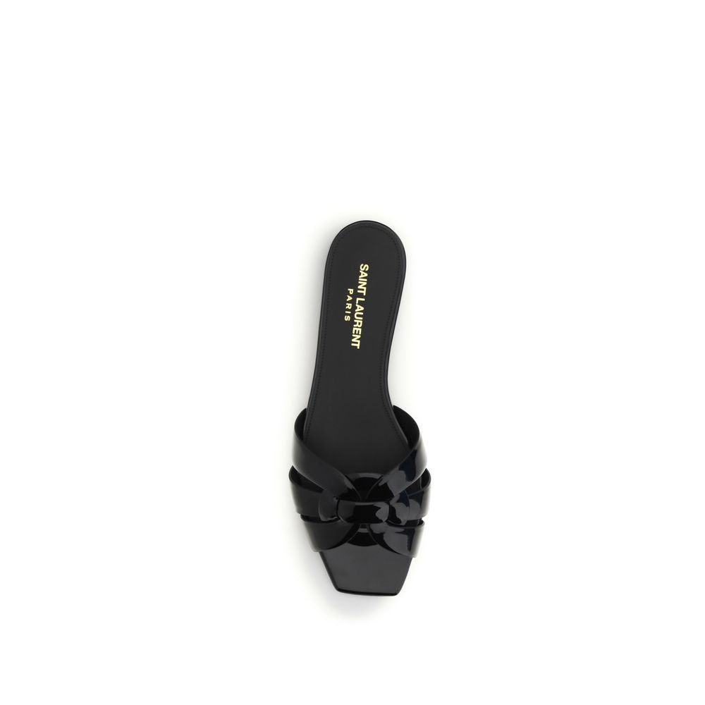 Sandalias planas Saint Laurent de piel de becerro negra Bos Taurus