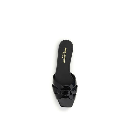 Sandalias planas Saint Laurent de piel de becerro negra Bos Taurus