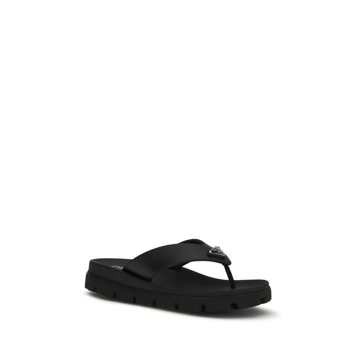 Sandales plates Prada en cuir de veau marron
