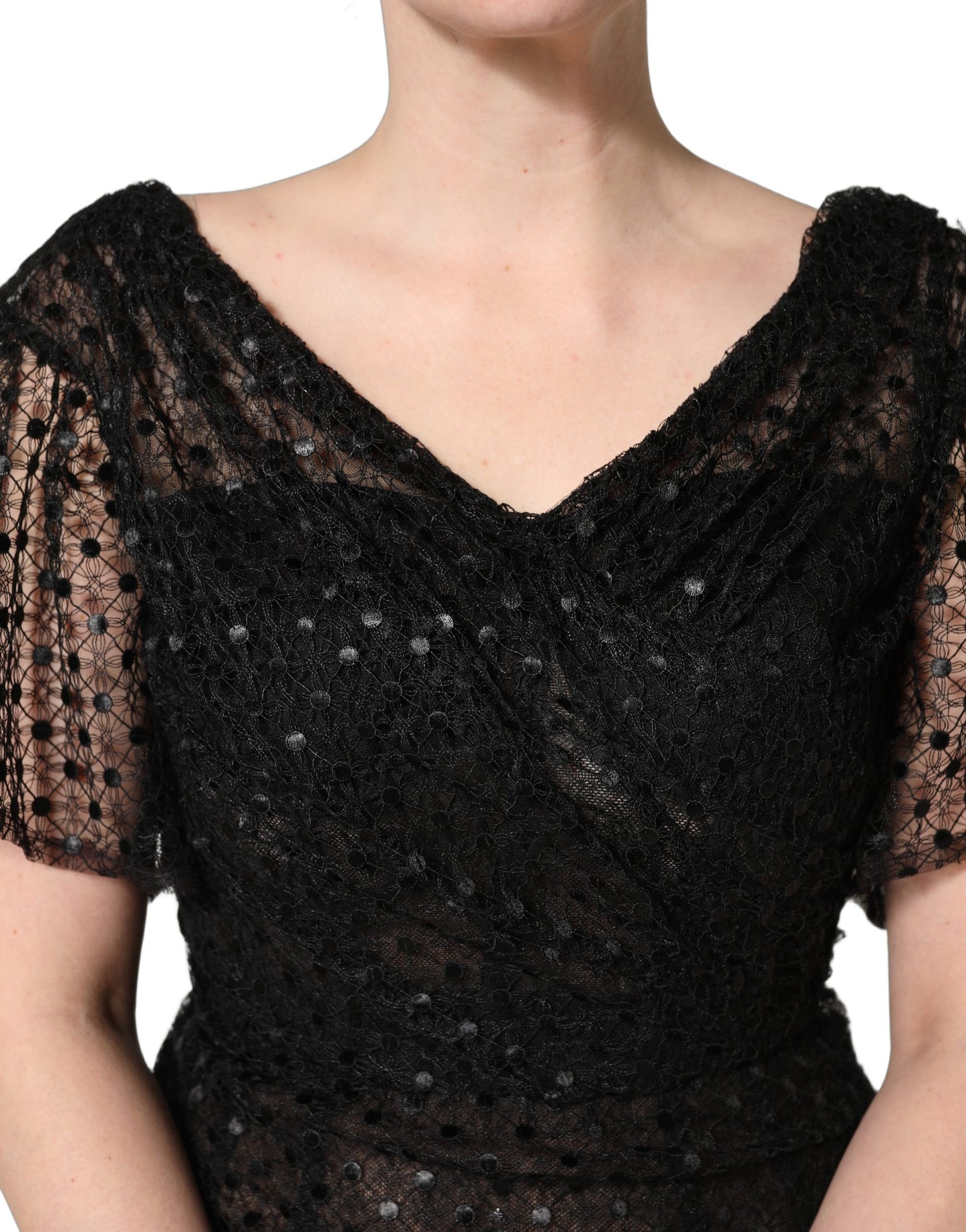Vestido de noche largo con lentejuelas negras de Dolce & Gabbana, corte sirena