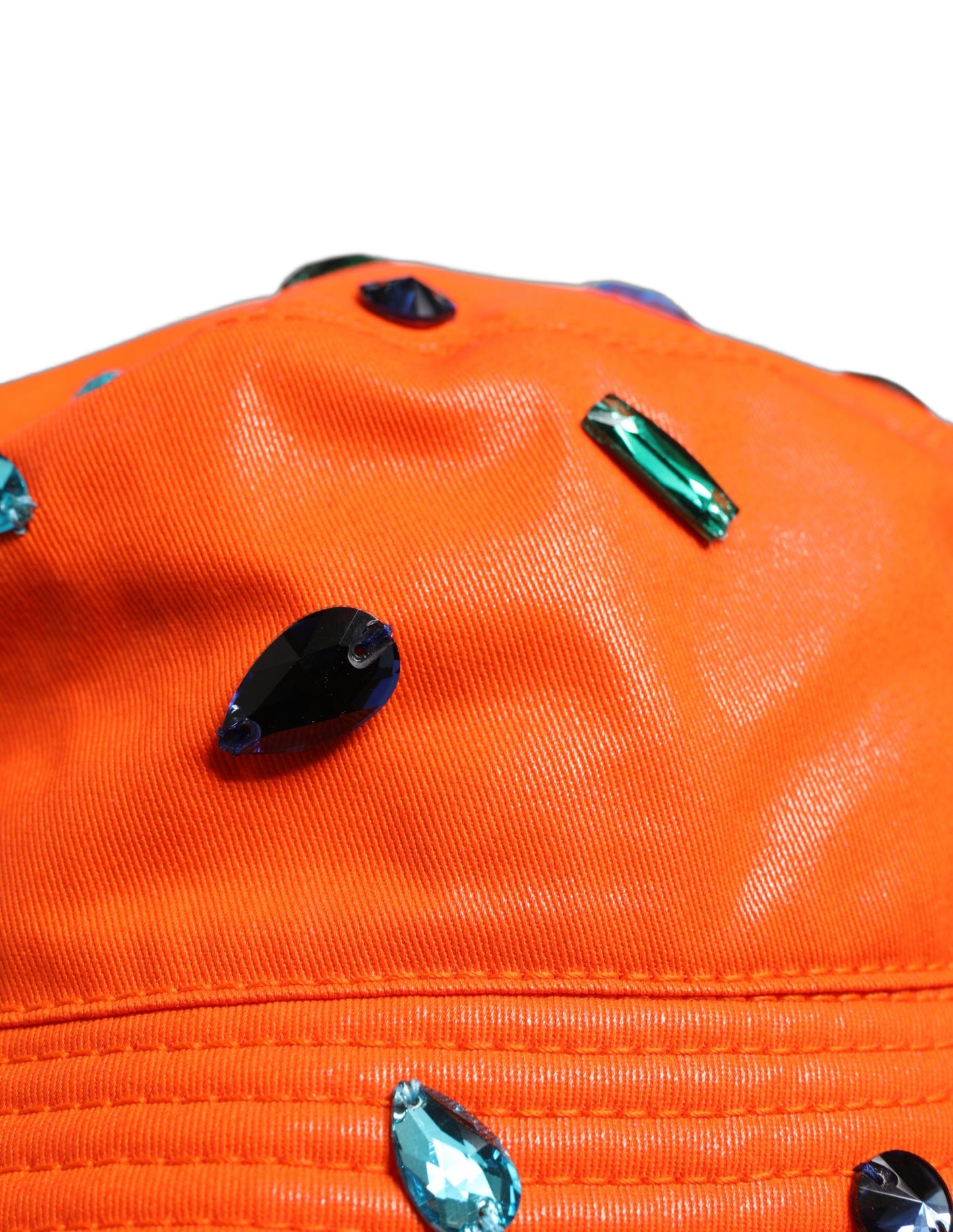 Gorra de pescador tipo cubo con cristales naranjas Dolce & Gabbana