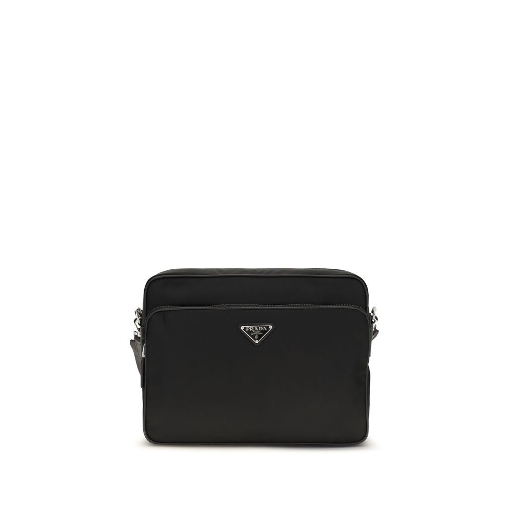 Bolso de hombro Prada de poliamida reciclada negra
