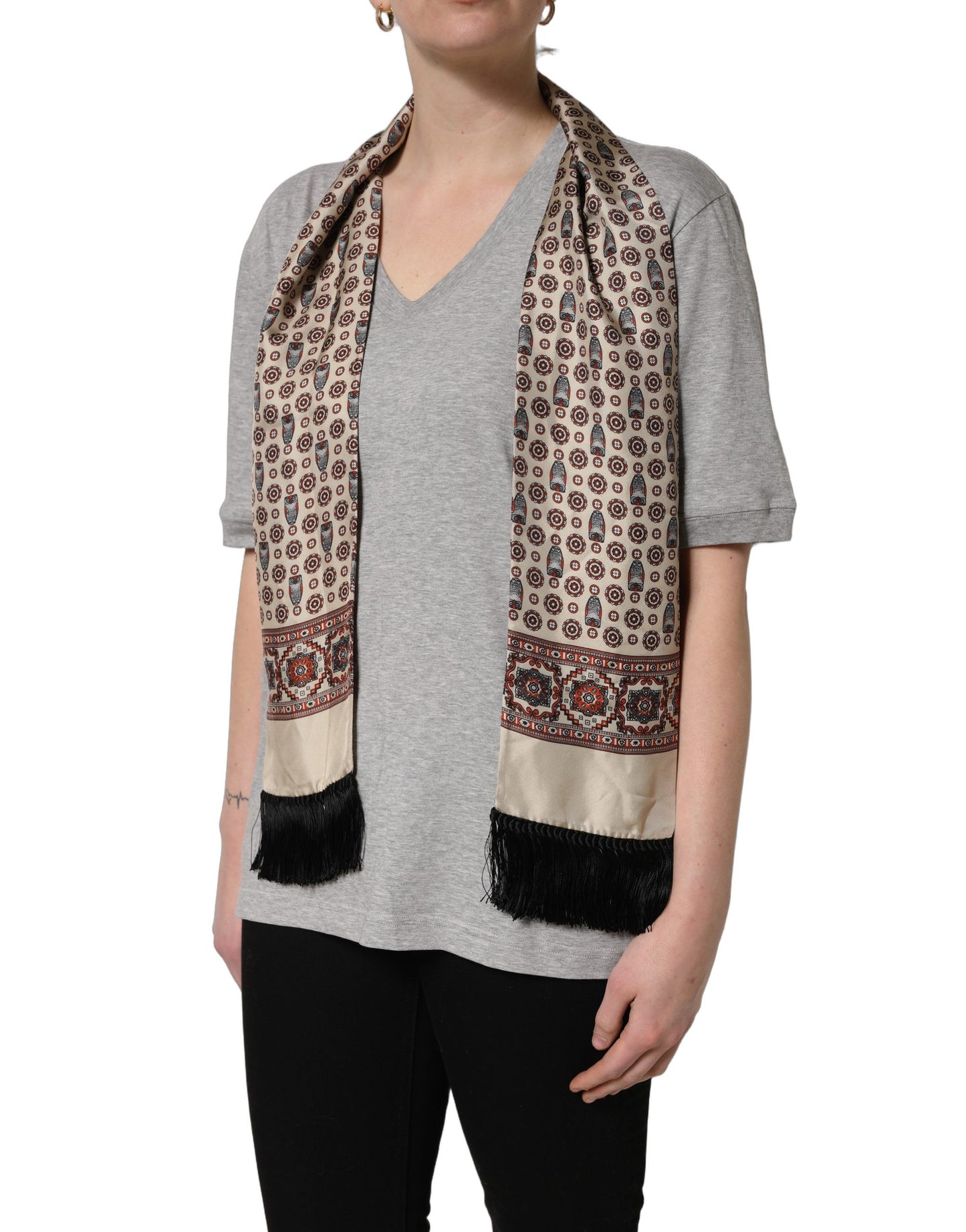 Dolce & Gabbana Camiseta de algodón gris con cuello de pico y pañuelo de seda con estampado de búho