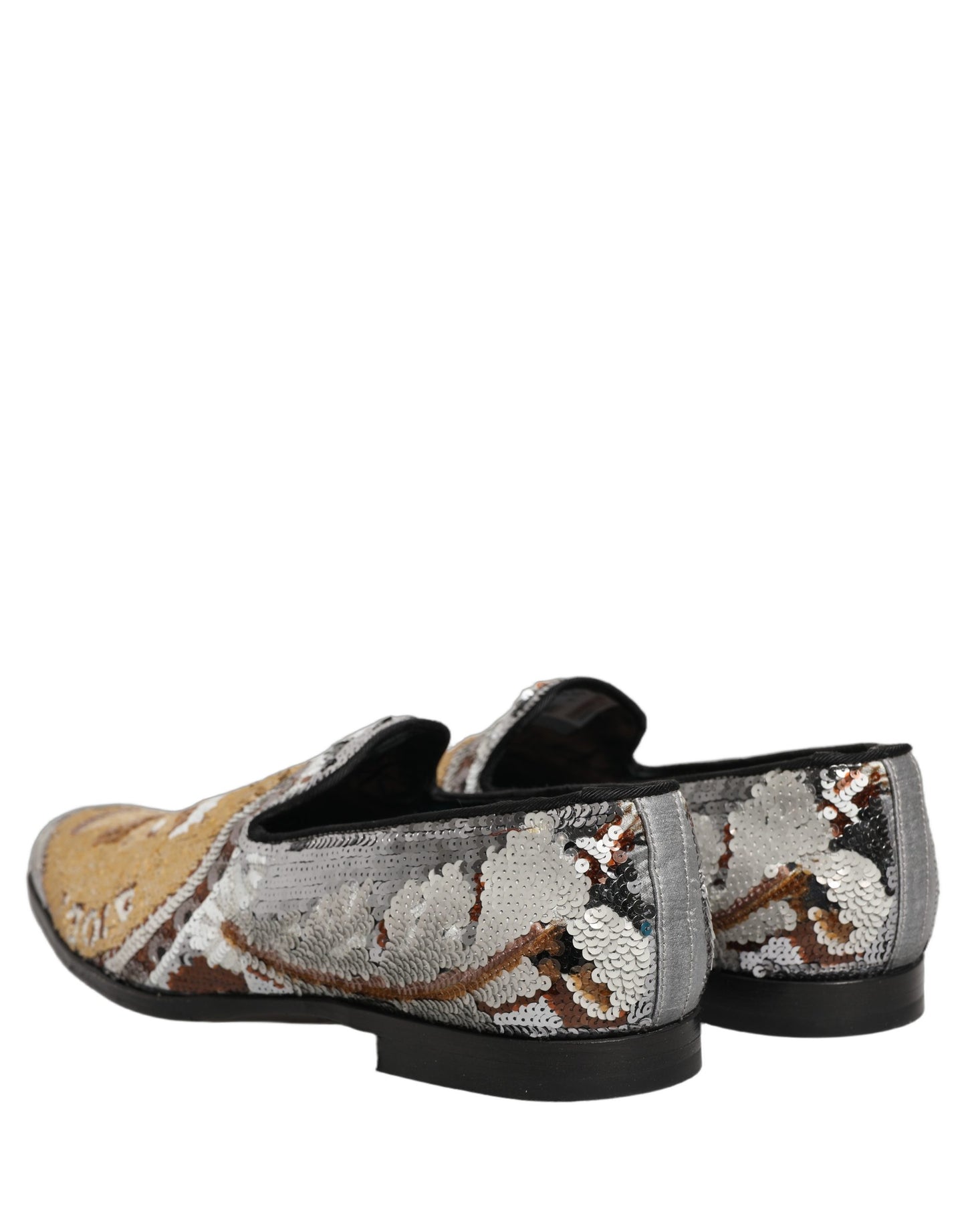 Mocasines con lentejuelas en oro blanco de Dolce & Gabbana