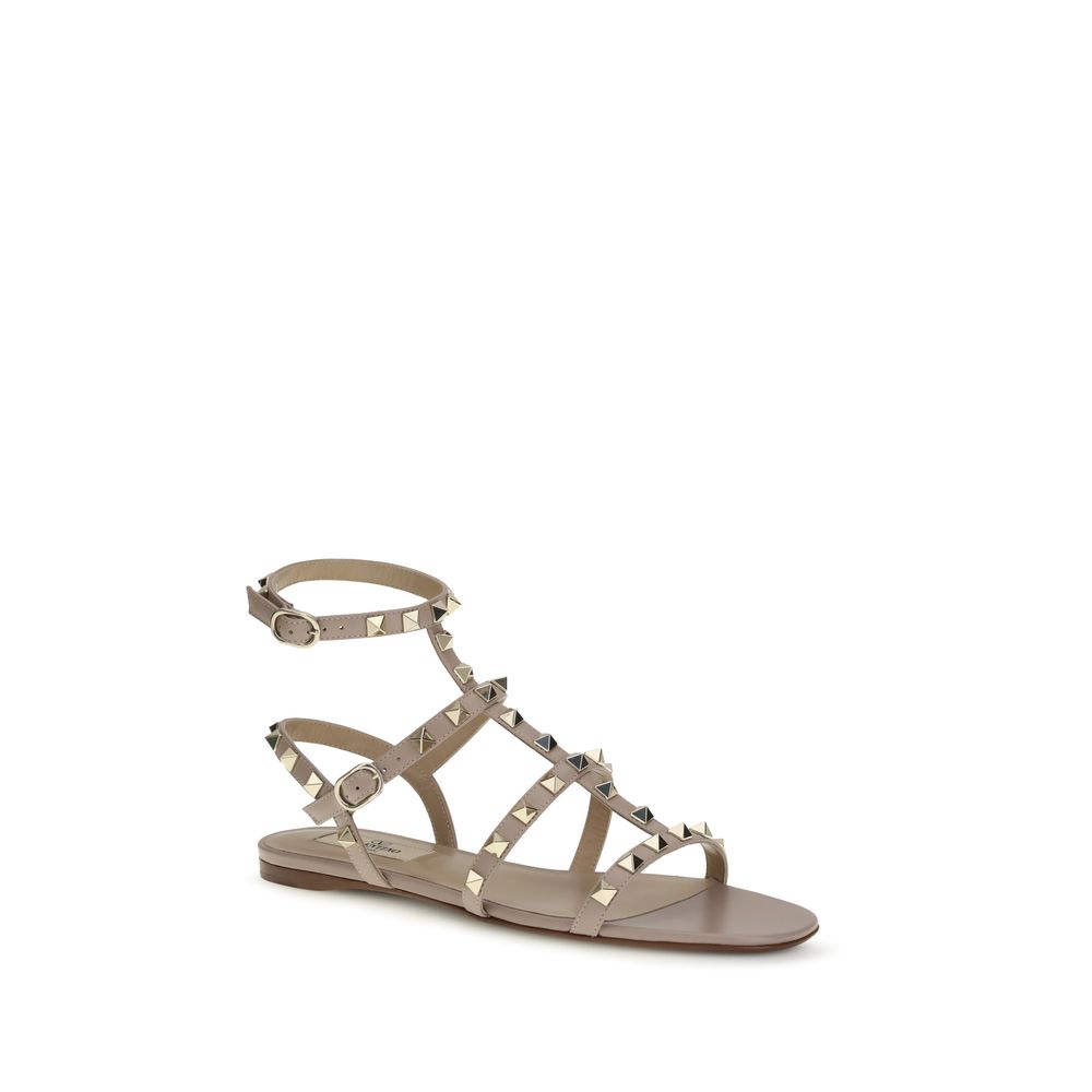 Sandales plates Valentino Garavani en cuir de veau beige