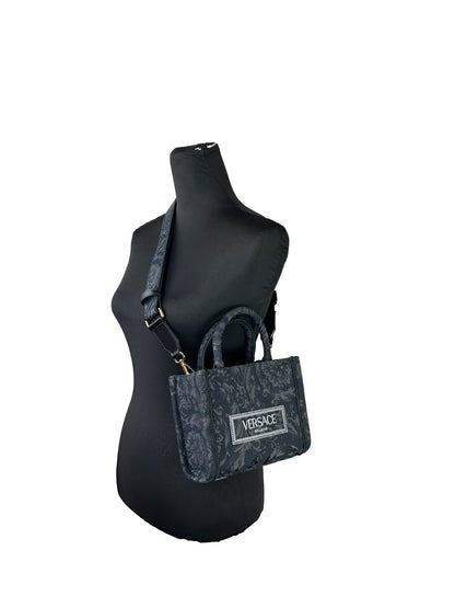 Bolso de compras 'Extra Small Athena' de Versace para mujer, en negro