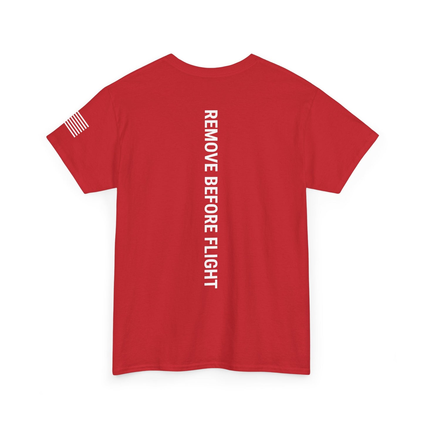Hecho en Estados Unidos | Camiseta de aviación "Remove Before Flight" | Camiseta con gráfico de etiqueta de piloto
