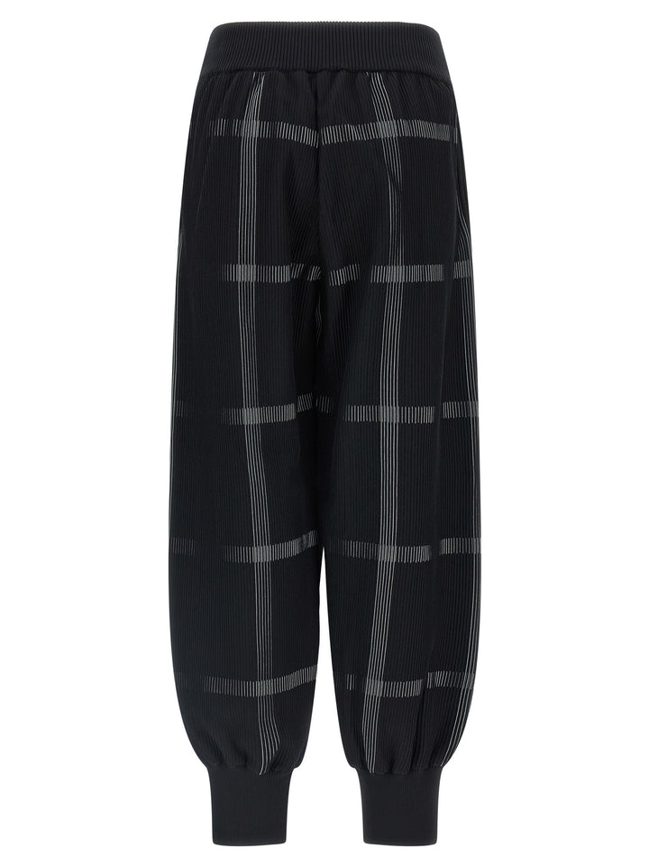 PLEATS PLEASE ISSEY MIYAKE Black Polyester Casual Pants