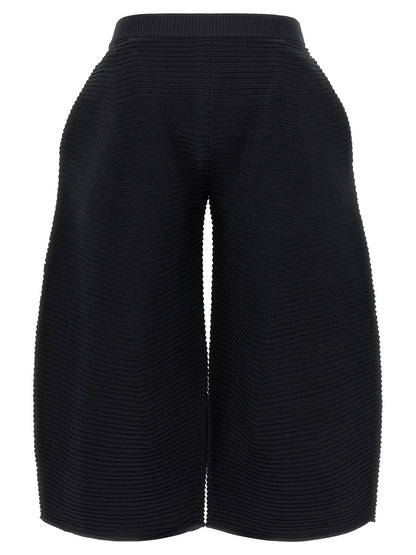 Issey Miyake Black Polyester Cropped Pants