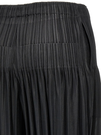 PLEATS PLEASE ISSEY MIYAKE Black Polyester Casual Pants