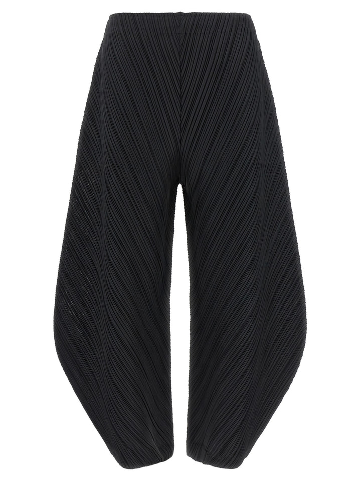 PLEATS PLEASE ISSEY MIYAKE Black Polyester Casual Pants