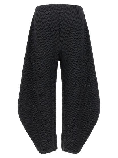 PLEATS PLEASE ISSEY MIYAKE Black Polyester Casual Pants