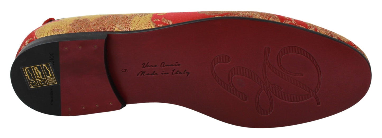 Chaussures Mocassins en Brocart Rouge et Or Dolce & Gabbana