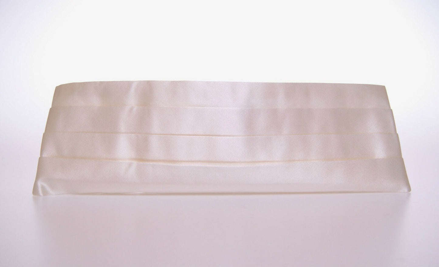 Ceinture de smoking Dolce & Gabbana blanche avec ceinture de smoking plissée