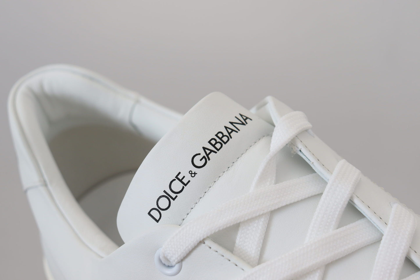 Chaussures Baskets Décontractées en Cuir Blanc DG Logo Dolce & Gabbana