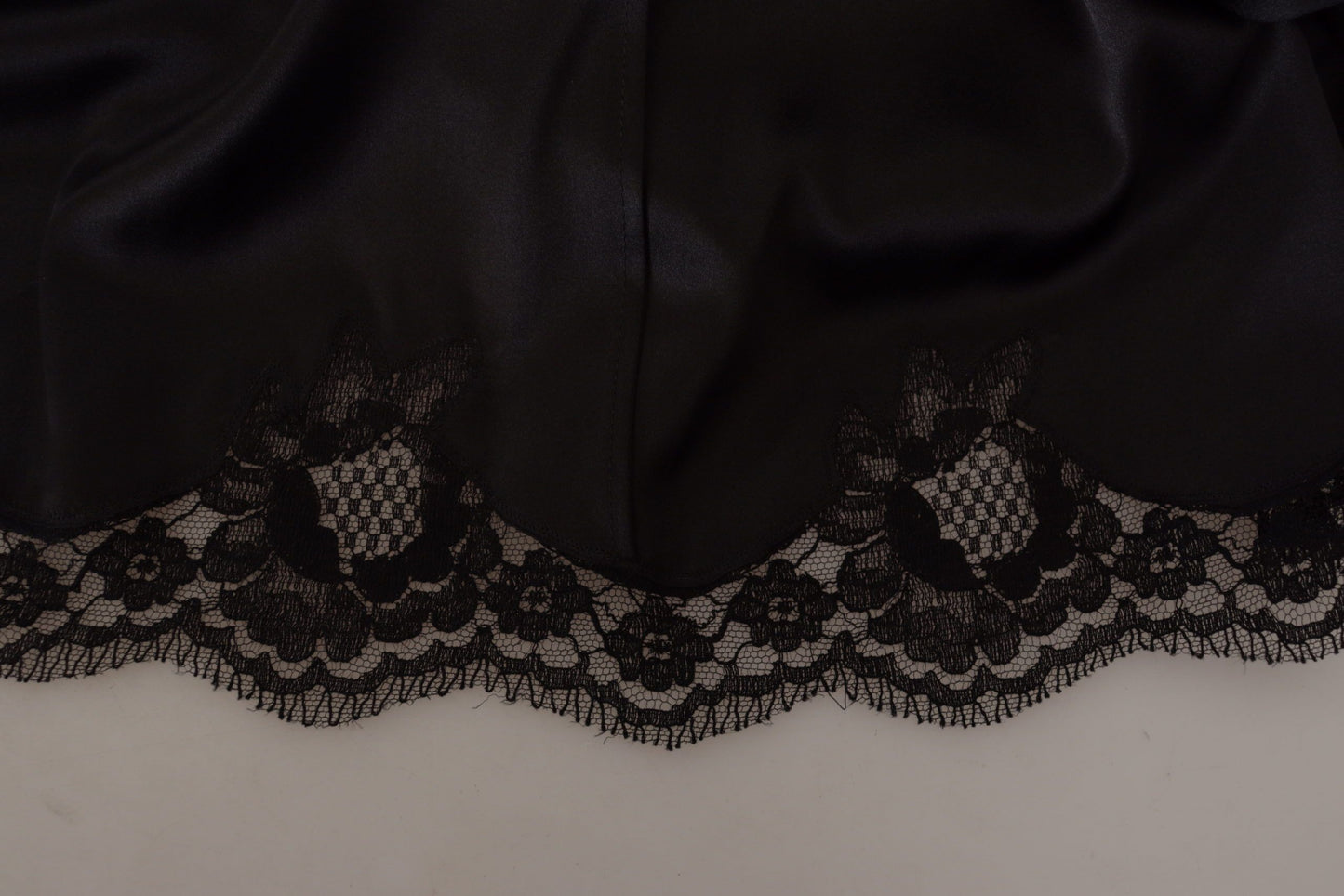 Robe Dolce & Gabbana noire léopard trapèze genou