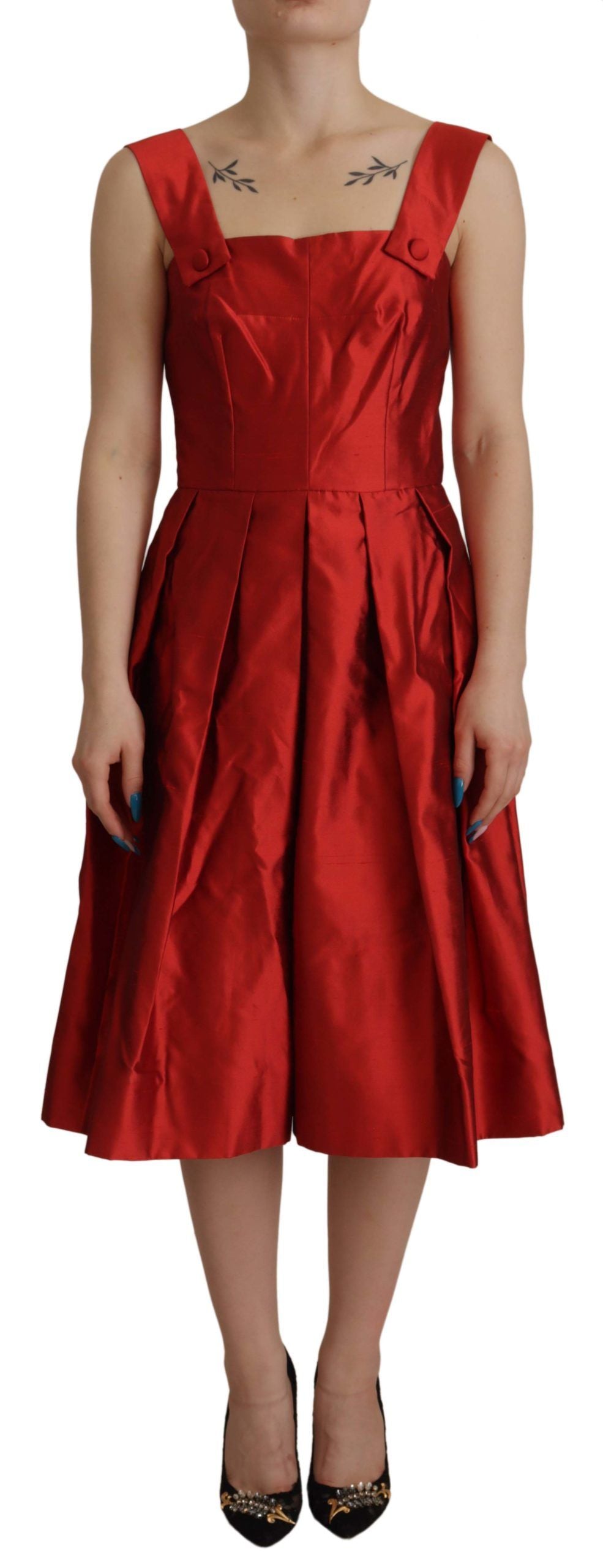 Robe Dolce & Gabbana en satin de soie plissée rouge évasée