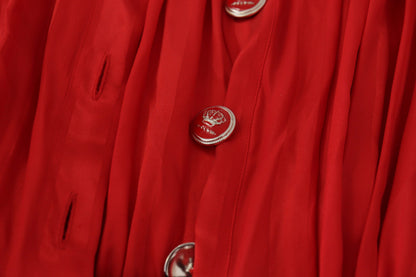 Robe mi-longue en satin de soie rouge Dolce & Gabbana boutonnée à ceinture