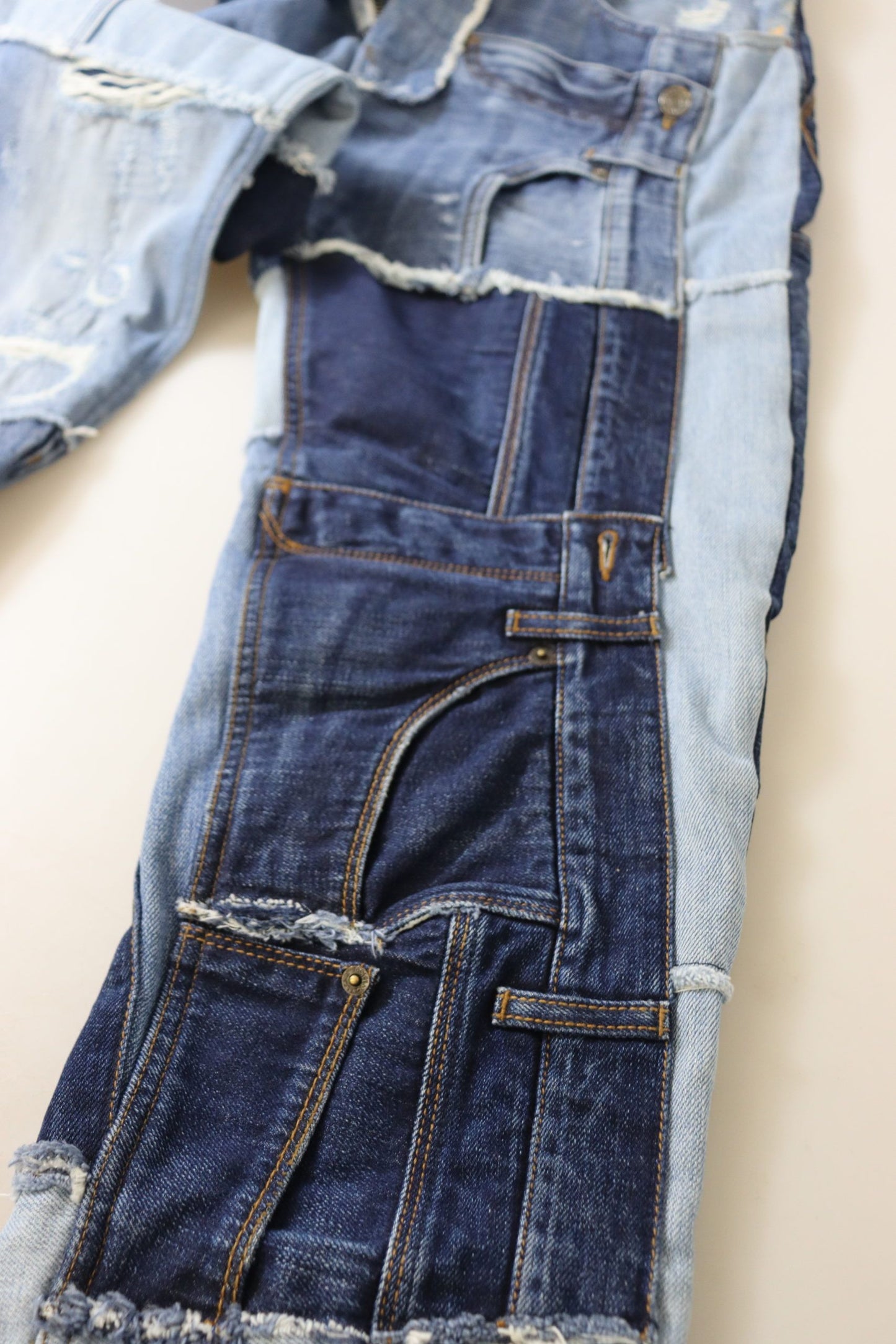 Jean en denim taille haute patchwork multicolore Dolce & Gabbana
