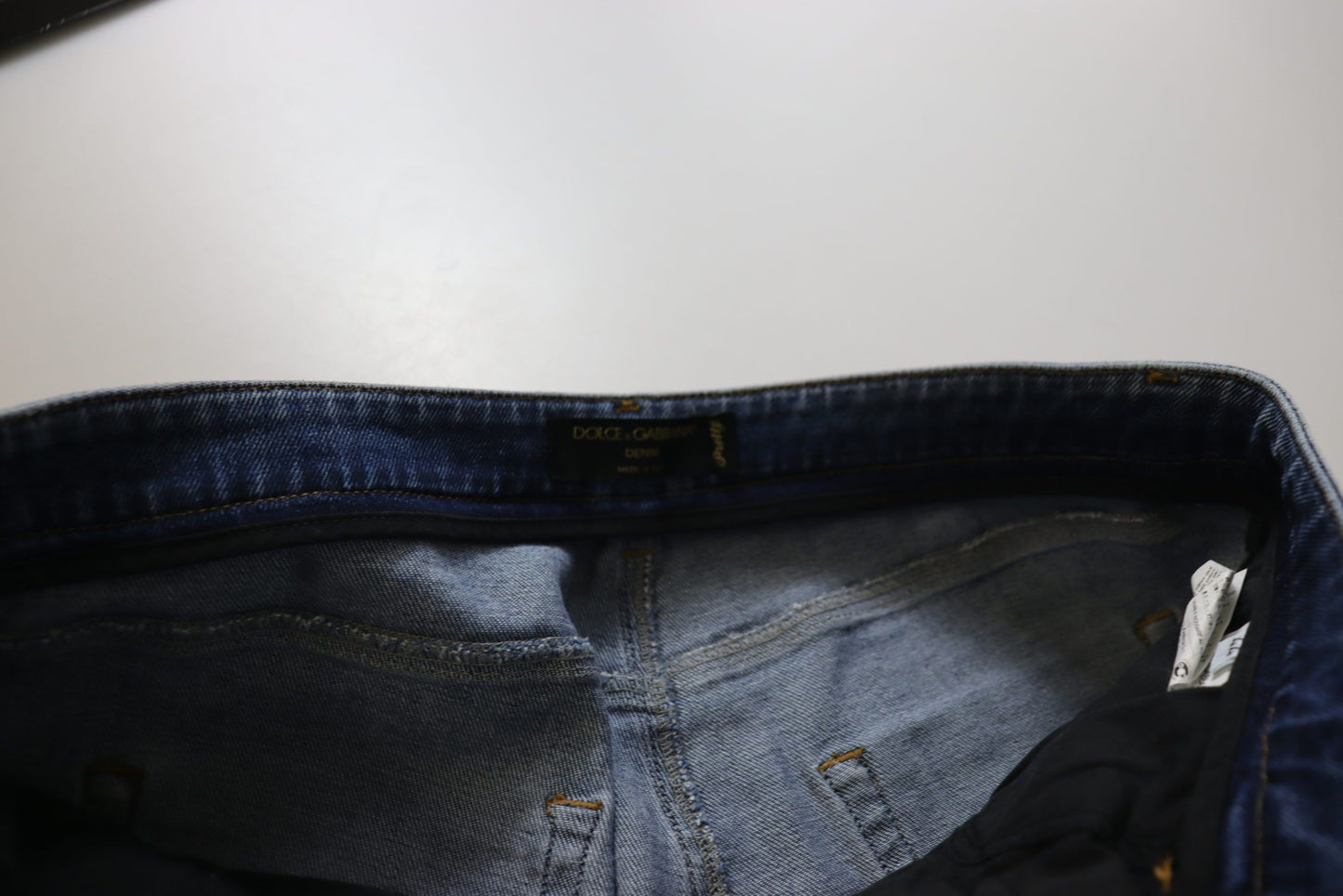 Jean en denim Dolce & Gabbana en coton délavé bleu, coupe skinny et taille basse
