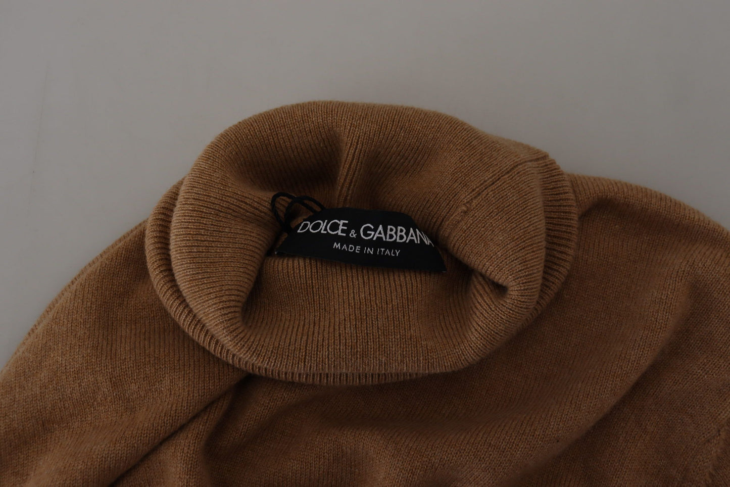 Pull-over en cachemire à col roulé beige Dolce & Gabbana