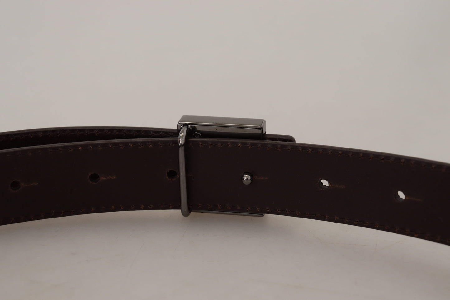 Ceinture Dolce & Gabbana en cuir doré avec boucle carrée en métal argenté