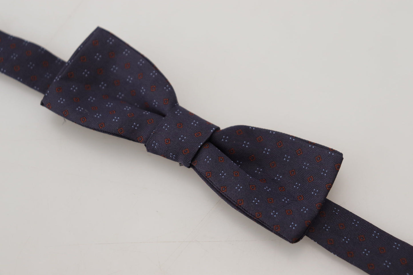 Nœud papillon Dolce & Gabbana en soie à motif bleu et tour de cou ajustable