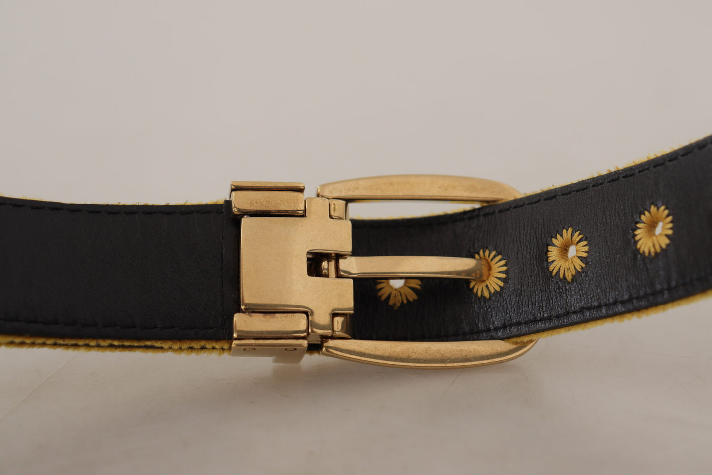 Ceinture Dolce & Gabbana en Velours Moutarde avec Boucle en Métal Gravée du Logo Doré