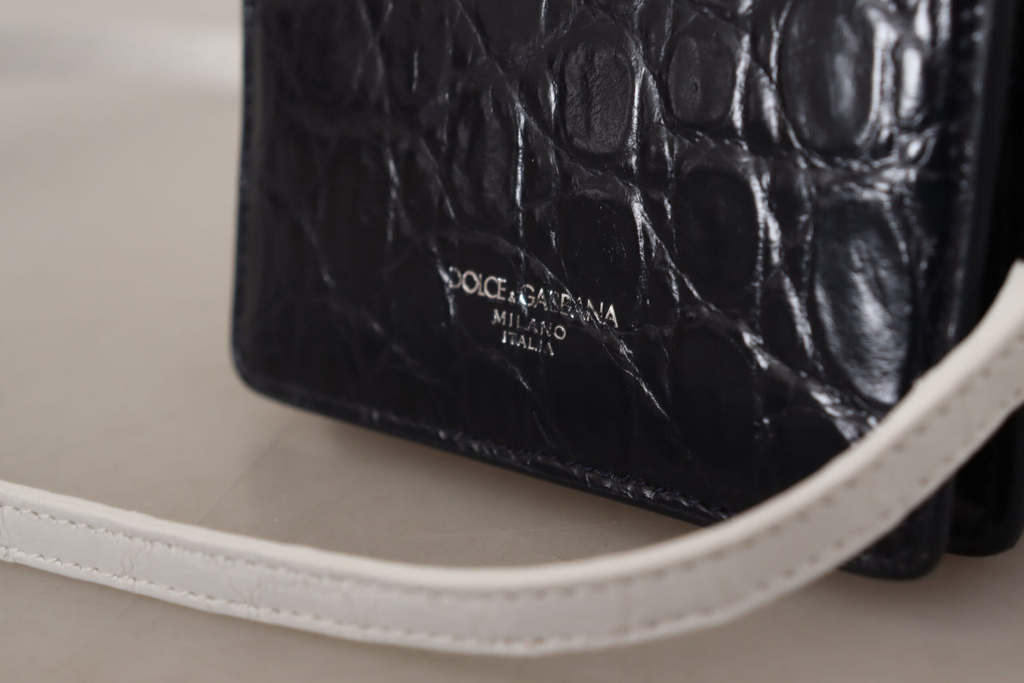 Portefeuille porte-cartes Dolce & Gabbana en cuir de caïman bleu et blanc