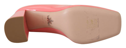 Zapatos de tacón clásico Prada de charol rosa