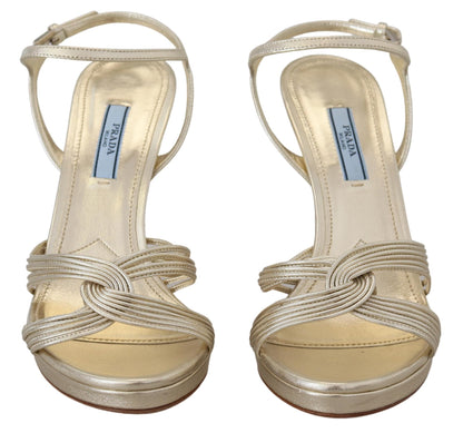 Sandales Prada en cuir doré à talon aiguille et brides de cheville