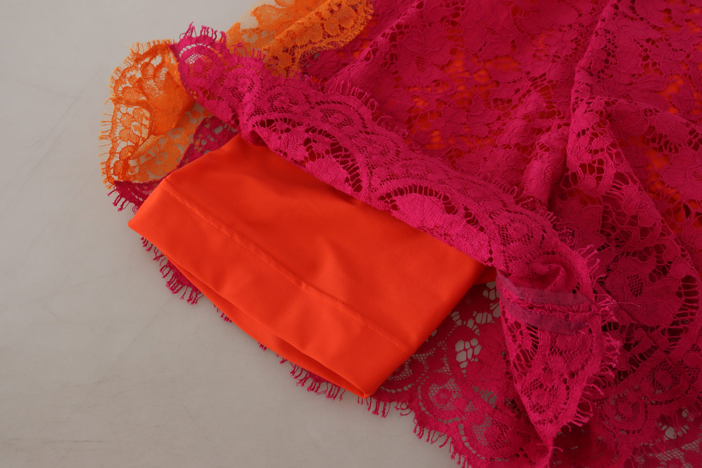 Shorts taille haute en dentelle de coton rose orangé Dolce & Gabbana
