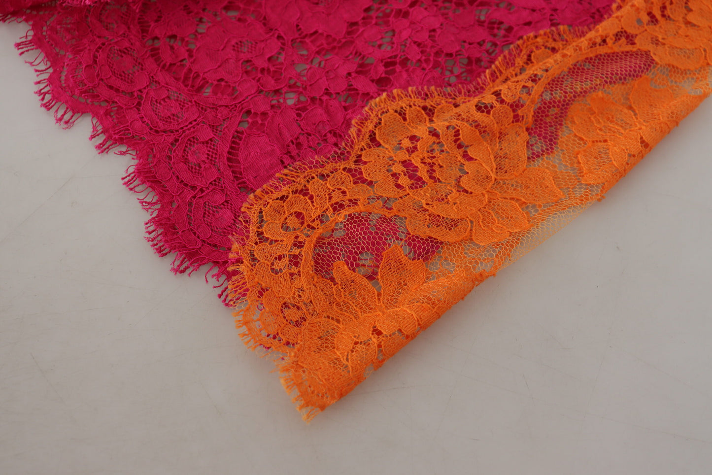 Shorts taille haute en dentelle de coton rose orangé Dolce & Gabbana