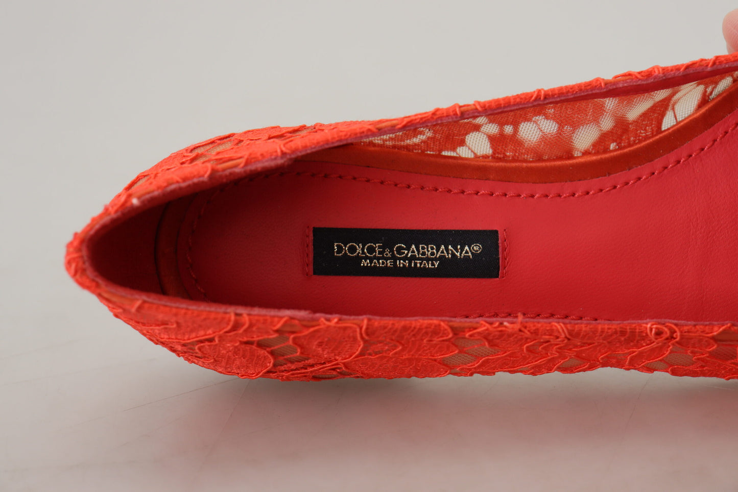 Chaussures Plates Dolce & Gabbana en Dentelle Rouge Taormina avec Cristaux