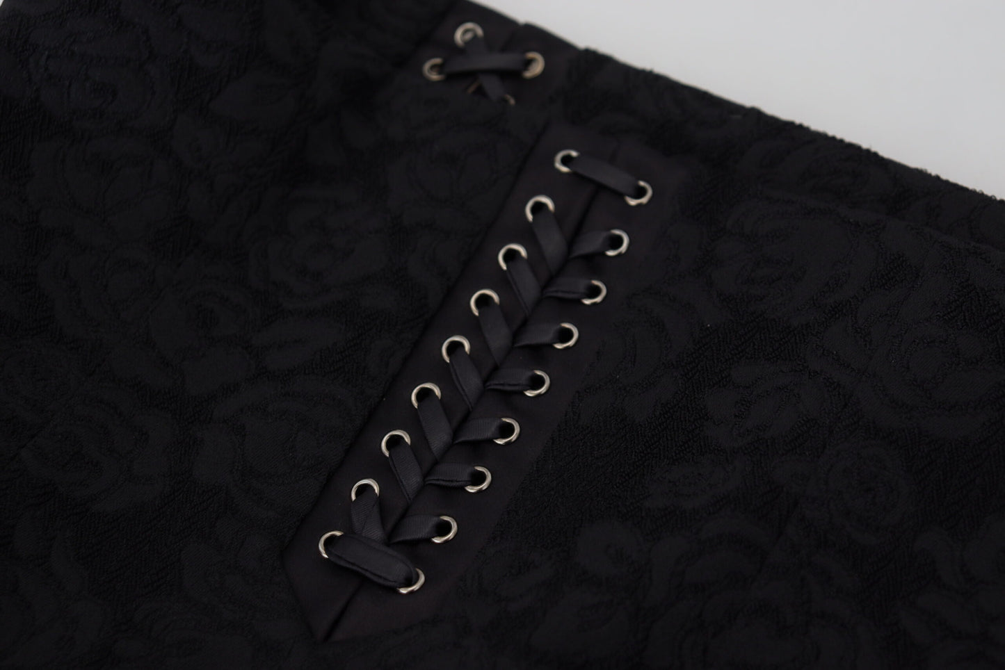 Jupe crayon courte au-dessus du genou en brocart noir Dolce & Gabbana