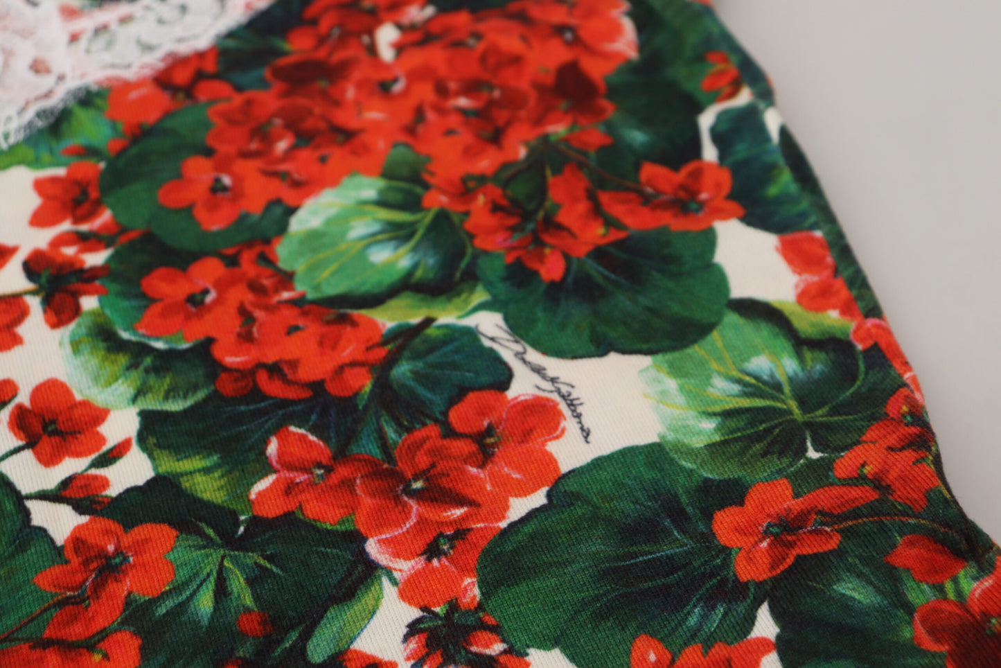 Débardeur gilet Dolce & Gabbana en dentelle de laine florale blanche
