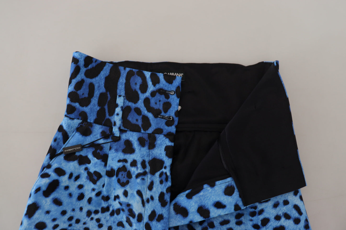 Pantalones de tiro alto con estampado de leopardo azul de Dolce & Gabbana