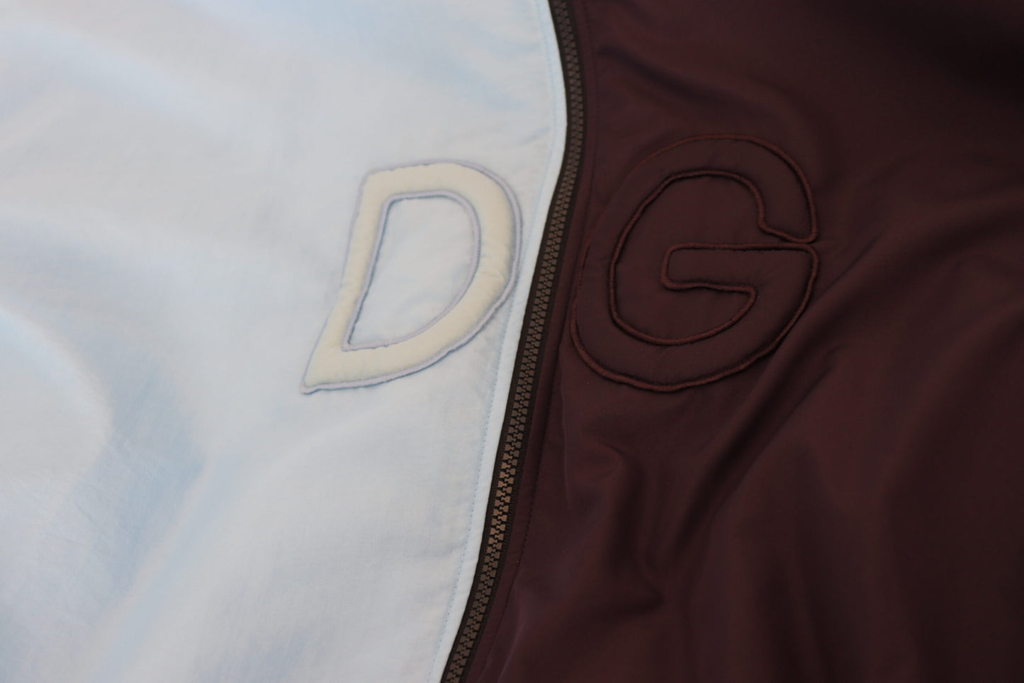 Veste homme Dolce & Gabbana noire et bleue DG à capuche entièrement zippée